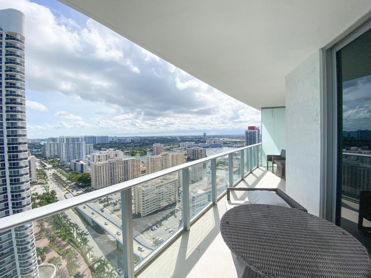 Lyfe Residence Building - Private Apts Over The Beach Χόλιγουντ Εξωτερικό φωτογραφία