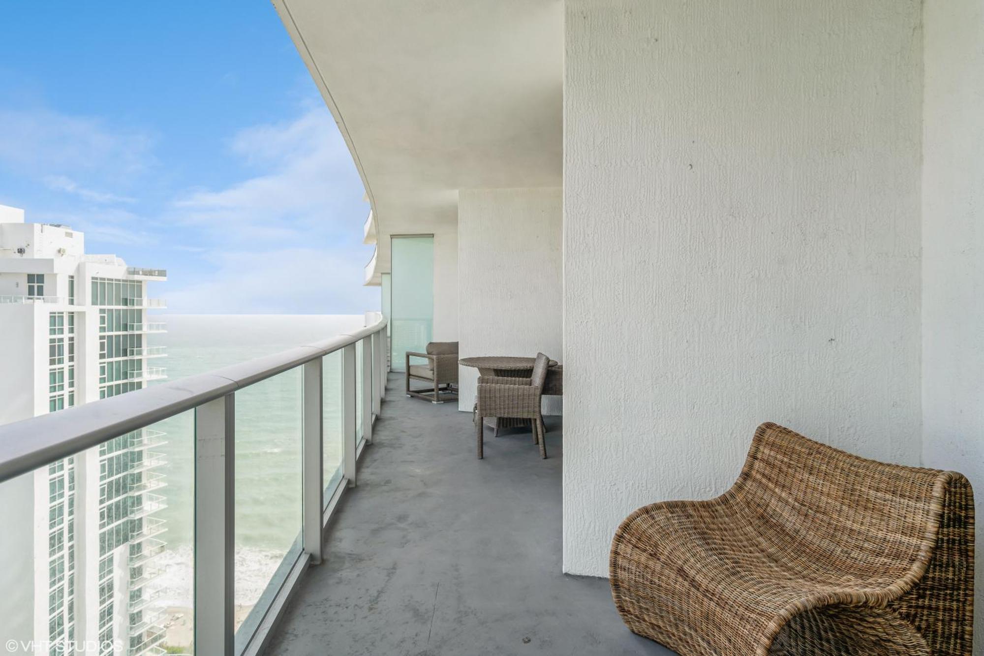Lyfe Residence Building - Private Apts Over The Beach Χόλιγουντ Εξωτερικό φωτογραφία